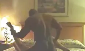 Bella Carolina tettone e cazzoni dolci scarpe lunghe nere con la borsa