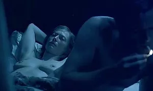 Camera di tortura tette enormi sborrate