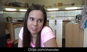 Quando ha barato. tette grandi porno